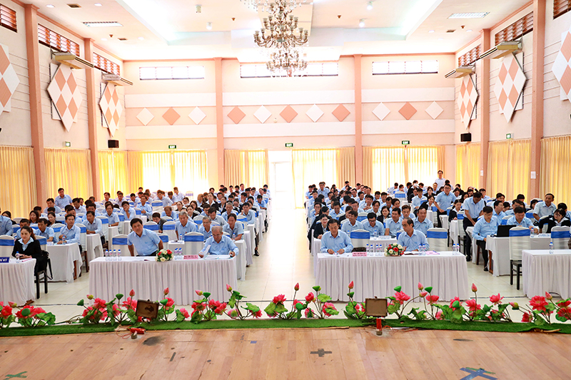  1. Toan canh Hoi nghi.jpg