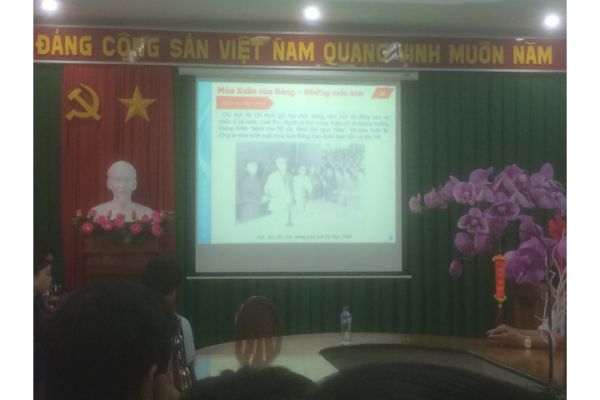  Tuyen truyen 90 nam Ngay thanh lap DCS Viet Nam 5.jpg